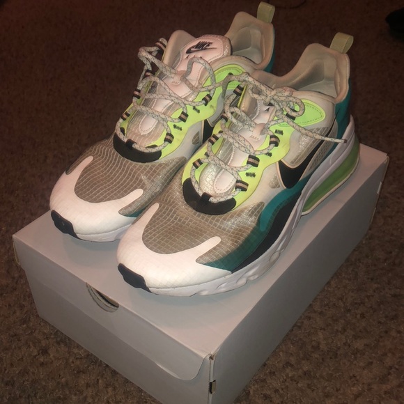 AirMax 270 - Picture 2 of 4